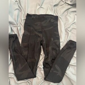 aeropostale camoflauge leggings